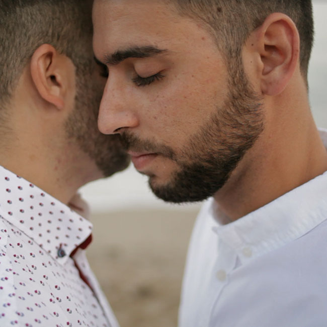 Frame video boda chicos salamanca. Wedding video novios gay